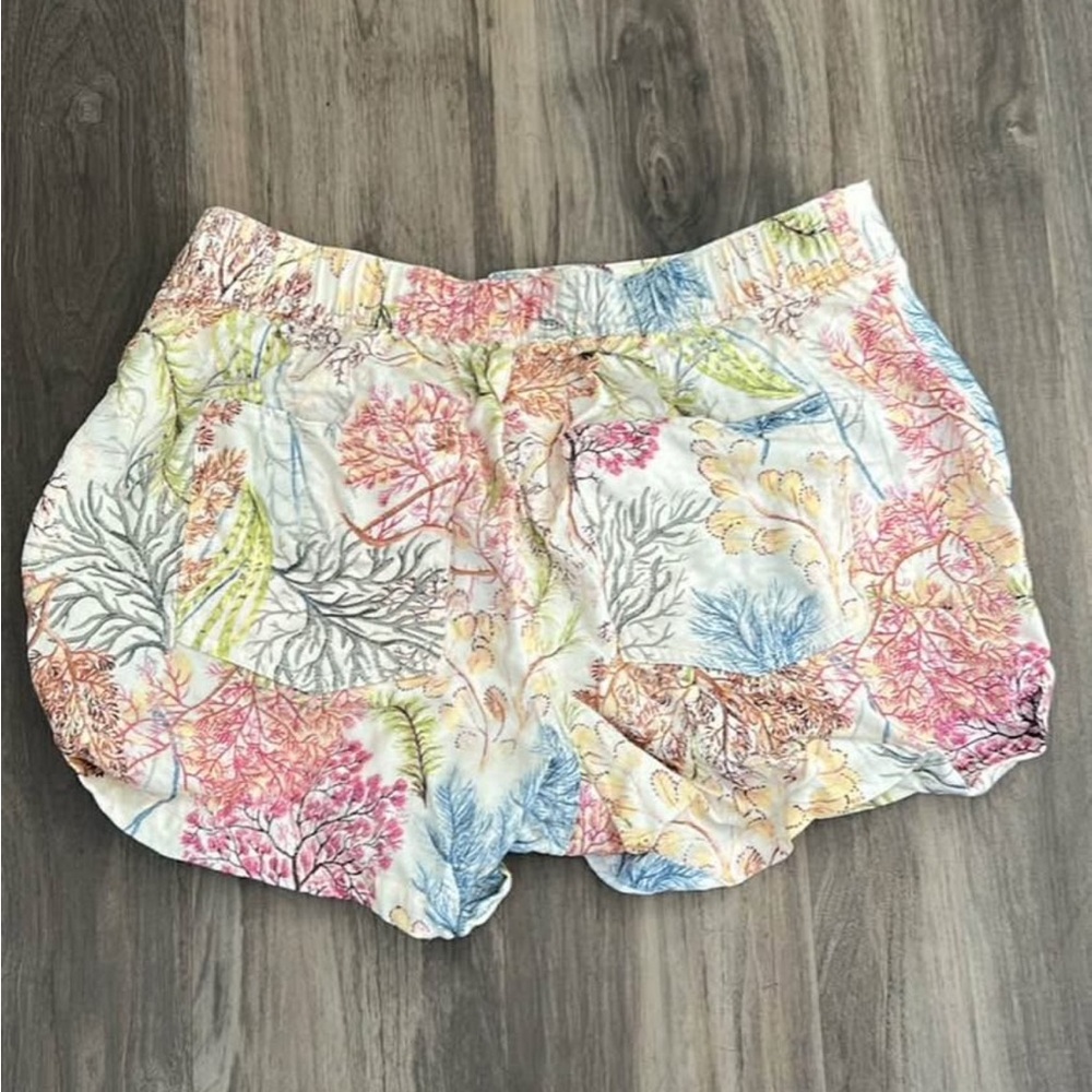 Floral Print Women's Shorts